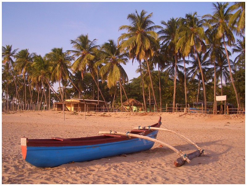 Lonely Boat, Sri Lanka.JPG
